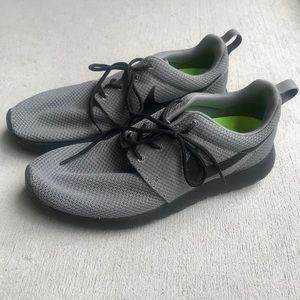 Women’s Nike Flyknit Shoes